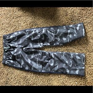 Size 10 Boys Osh Kosh jogging pants